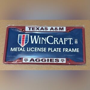 NEW Texas A & M Aggies Wincraft
Metal License Plate Frame, Maroon